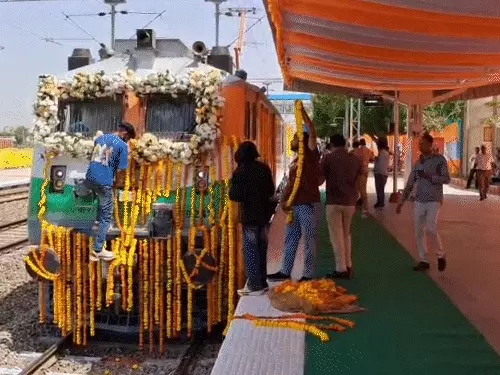 जालोर से दिल्ली के लिए नई ट्रेन सेवा आज से शुरू, केंद्रीय मंत्री अश्विनी वैष्णव करेंगे रवाना