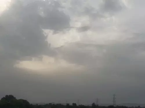 दौसा में तेज अंधड़ और बारिश से बदला मौसम, नौतपा में गर्मी से मिली राहत