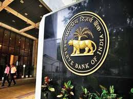 RBI देगा सरकार को ₹2.87 लाख करोड़ का रिकॉर्ड डिविडेंड, SBI की 6 दिन बंदी और वेनेजुएला तेल चर्चा में
