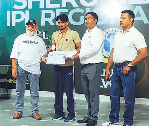 ललित ने पावर लिफ्टिंग में जीता गोल्ड मेडल: शानदार प्रदर्शन से बढ़ाया जिले का मान, युवाओं के लिए बने प्रेरणा
