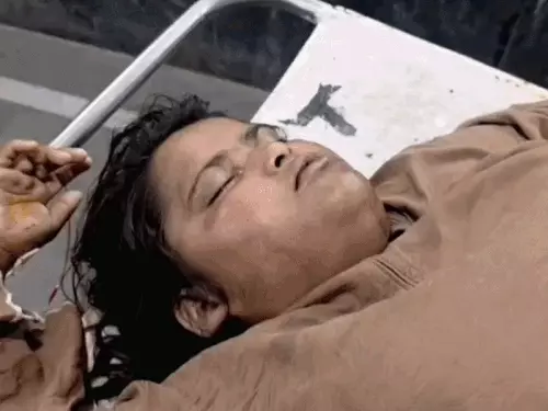 ढाई फीट लंबे सांप के डसने से युवती की मौत, इलाज के दौरान अस्पताल में तोड़ा दम
