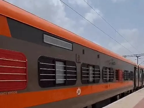 दौसा-जयपुर रूट पर यात्रियों के लिए नई ट्रेन का संचालन-शुरू:दौसा, बांदीकुई और मंडावर स्टेशनों पर स्टॉपेज होने से मिलेगी सुविधा