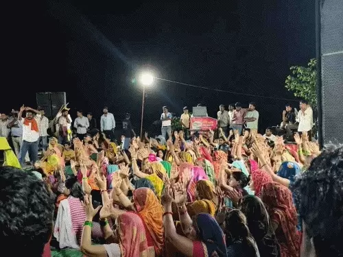 निर्जला एकादशी पर हुआ श्री श्याम संकीर्तन महोत्सव: खाटू श्याम मंदिर में श्रद्धालुओं ने की दंडवत परिक्रमा, देर रात तक गूंजे भजन