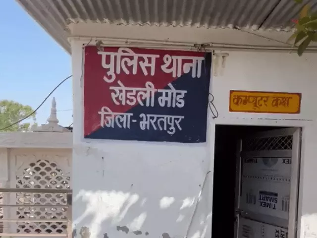 घर के लोहे के गेट में दौड़ा करंट, 12वीं पास छात्र की दर्दनाक मौत