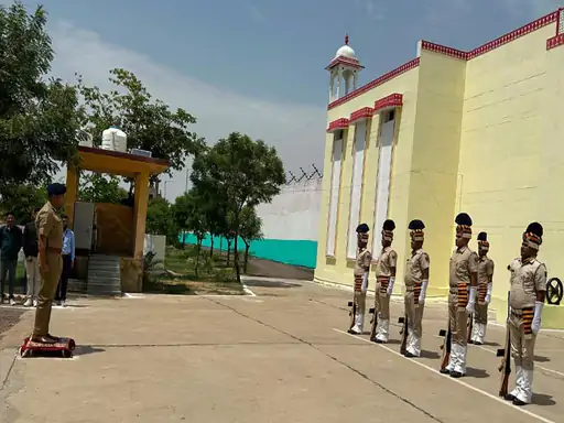 दौसा जेल में बनेगा विदेशी बंदी डिटेंशन सेंटर, भूमि चिन्हित; जेल डीजी ने नवाचारों का किया अवलोकन