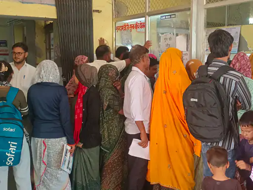उपजिला अस्पताल में वायरल मरीजों की संख्या बढ़ी:आउटडोर 1500 के पार, बारिश से बढ़ी परेशानी
