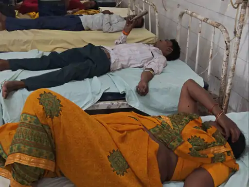 मेहंदीपुर बालाजी दर्शन करने आए एक ही परिवार के 7 श्रद्धालु बेहोश, अस्पताल में भर्ती; यूपी से आए थे दर्शन करने