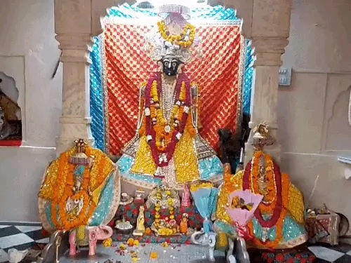 196 साल पुराने इंद्र विमान पर विराजमान होंगे भगवान श्रीजगन्नाथ: दुबई से आए विशेष कपड़े से बनेगी पोशाक, शोभायात्रा के साथ माता जानकी को लेने जाएंगे