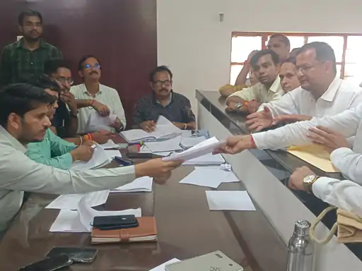 बांदीकुई नगरपालिका- अंतिम दिन 246 नामांकन दाखिल:40 वार्डों में 318 उम्मीदवारों की दावेदारी, 1 और 2 सितंबर को होगी पत्रों की जांच